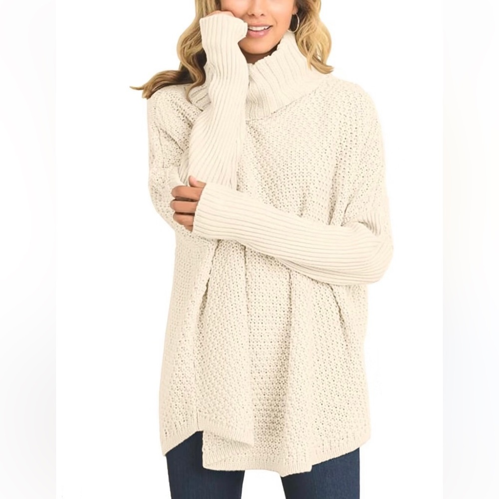 Doe & Rae Sweater Size M cream color